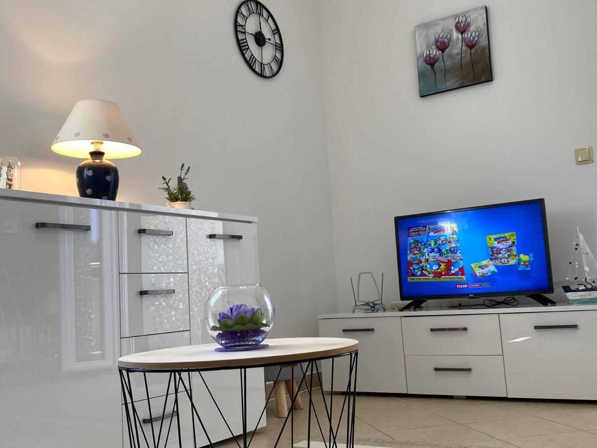 Apartment Tihana トロギール エクステリア 写真