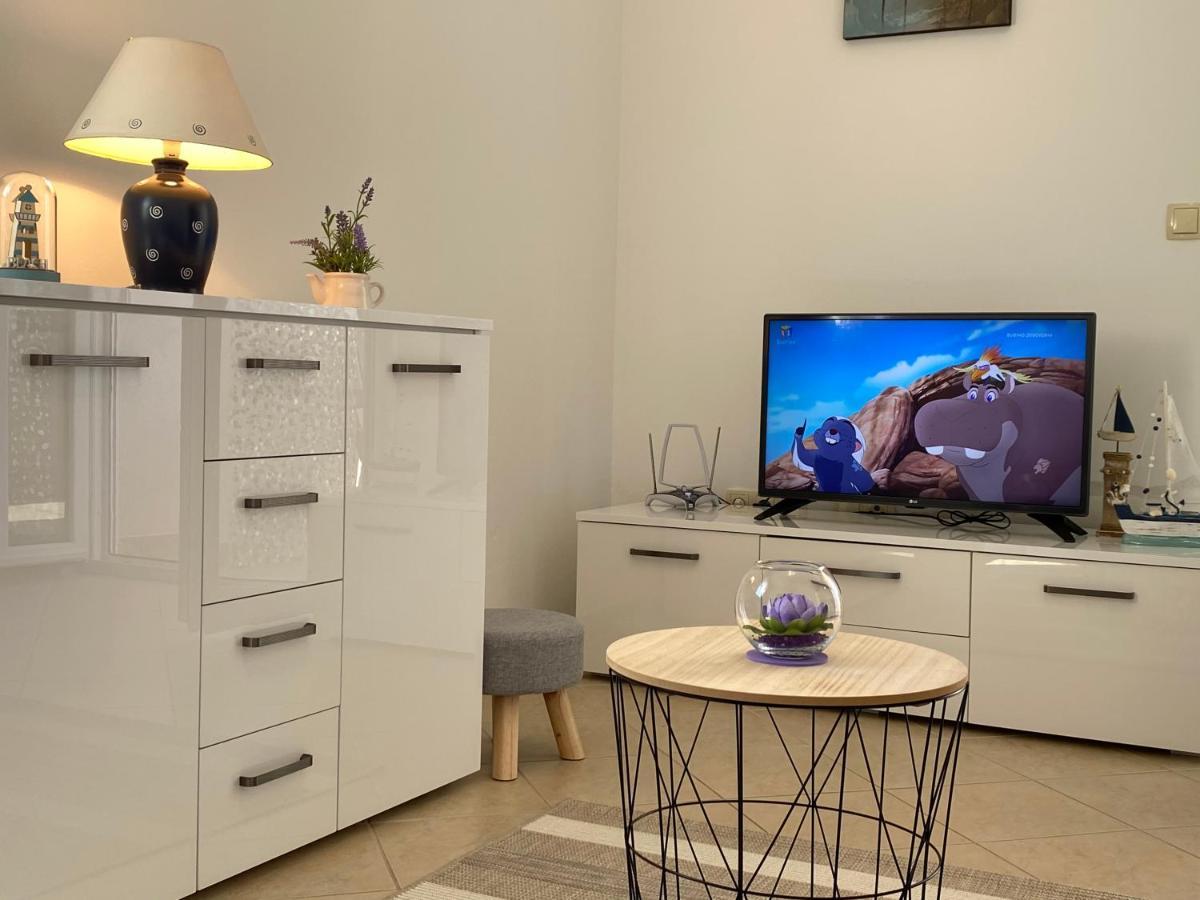 Apartment Tihana トロギール エクステリア 写真
