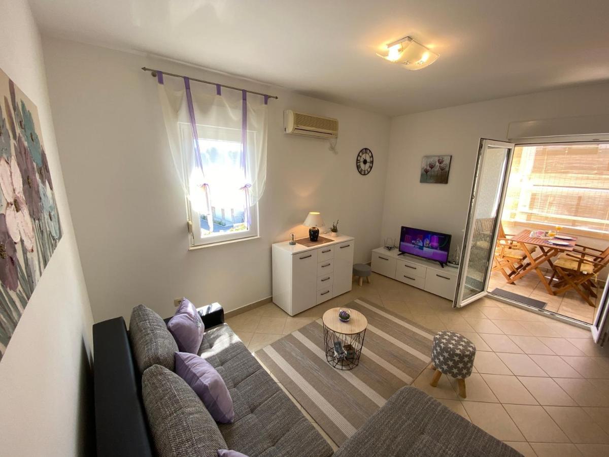 Apartment Tihana トロギール エクステリア 写真