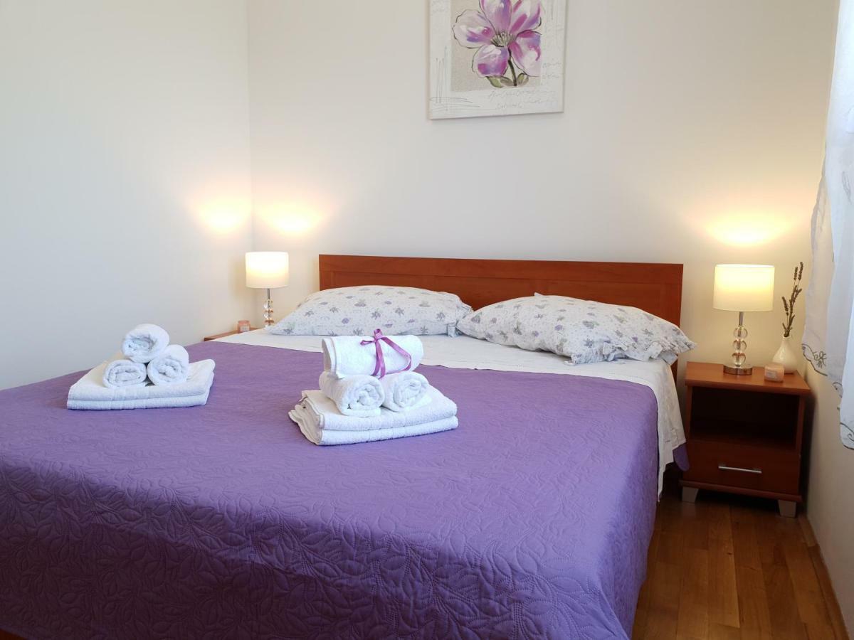 Apartment Tihana トロギール エクステリア 写真