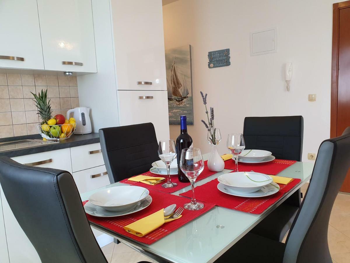 Apartment Tihana トロギール エクステリア 写真
