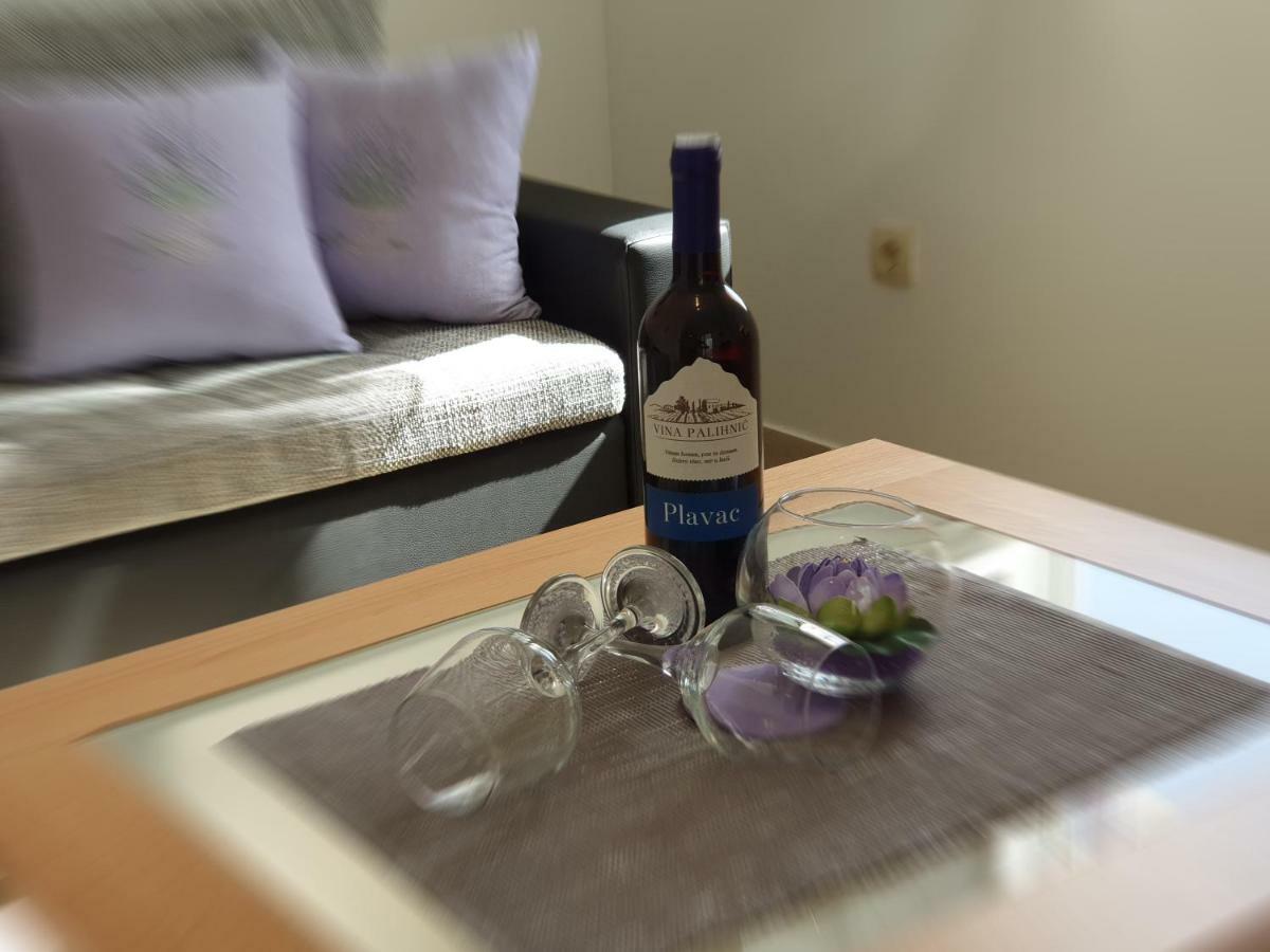 Apartment Tihana トロギール エクステリア 写真